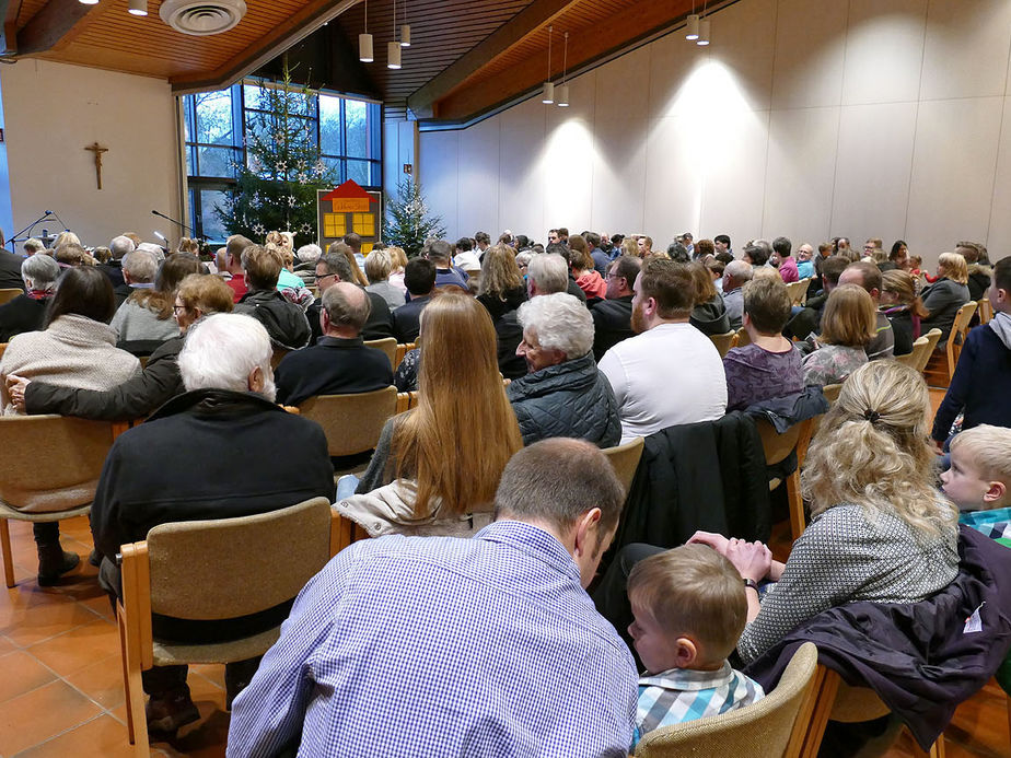 Kinderchristmette mit Krippenspiel (Foto: Karl-Franz Thiede)